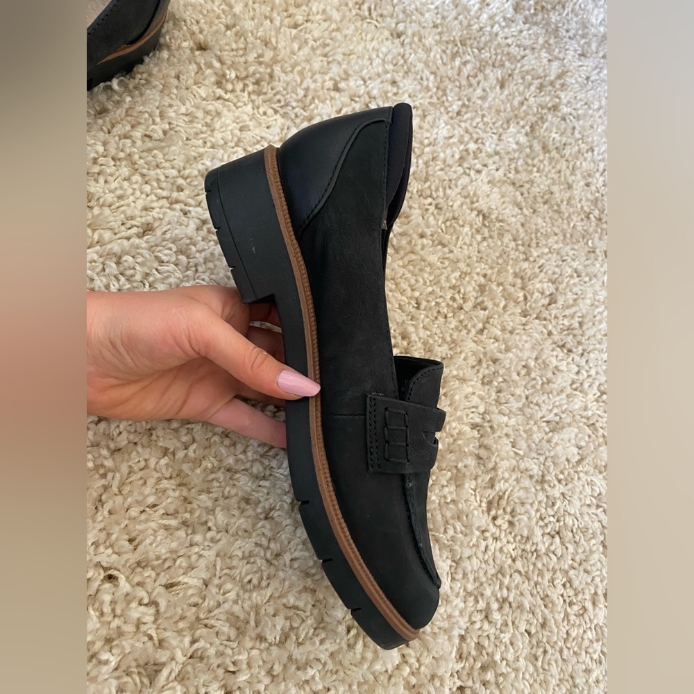 Brand new size 8.5 women’s shoes